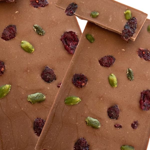 Etui de chocolat au lait - Cranberries & Pistaches 2 Chocolat au lait, Cranberries & Pistaches entières